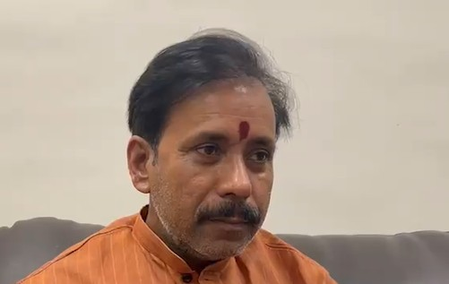 अखिलेश के मंदिर वाले बयान पर मंत्री अनिल राजभर बोले-‘औरंगजेब की बात करने वालों को प्रभु कैसे बुलाएंगे अखिलेश के मंदिर वाले बयान पर मंत्री अनिल राजभर बोले-‘औरंगजेब की बात करने वालों को प्रभु कैसे बुलाएंगे