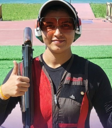 राष्ट्रपति द्रौपदी मुर्मु और खेल मंत्री मनसुख मांडविया ने गोल्ड मेडल जीतने वाली नीरू ढांडा को बधाई दी