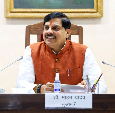 मध्य प्रदेश कैबिनेट ने 24,500 करोड़ के विकास प्रस्तावों को दी मंजूरी मध्य प्रदेश कैबिनेट ने 24,500 करोड़ के विकास प्रस्तावों को दी मंजूरी