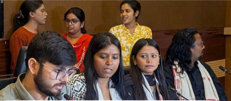 झारखंड के प्रतियोगी छात्र फिर आंदोलन की तैयारी में, सरकार को 7 अक्टूबर तक का दिया अल्टीमेटम झारखंड के प्रतियोगी छात्र फिर आंदोलन की तैयारी में, सरकार को 7 अक्टूबर तक का दिया अल्टीमेटम