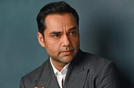 बांसुरी स्वराज के ‘वंदे मातरम्’ वाले बयान पर अभय देओल का रिएक्शन, कमेंट में लगाए हंसने वाले इमोजी बांसुरी स्वराज के ‘वंदे मातरम्’ वाले बयान पर अभय देओल का रिएक्शन, कमेंट में लगाए हंसने वाले इमोजी