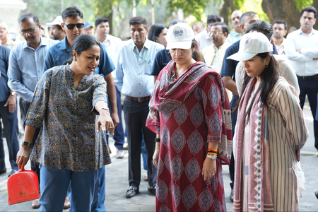 सीएम रेखा गुप्ता, केंद्रीय मंत्री किरेन रिजिजू, सीआर पाटिल और जी. किशन रेड्डी ने दिल्ली में चलाया स्वच्छता अभियान सीएम रेखा गुप्ता, केंद्रीय मंत्री किरेन रिजिजू, सीआर पाटिल और जी. किशन रेड्डी ने दिल्ली में चलाया स्वच्छता अभियान