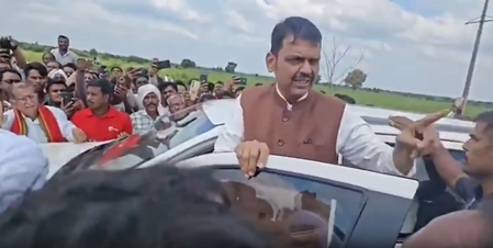 महाराष्ट्र में सूखे की सूची से महायुति सरकार में दरार, विपक्ष ने राजनीतिक पक्षपात का आरोप लगाया महाराष्ट्र में सूखे की सूची से महायुति सरकार में दरार, विपक्ष ने राजनीतिक पक्षपात का आरोप लगाया