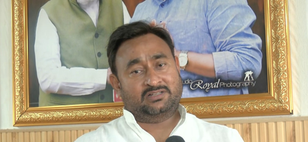 सीईसी के खिलाफ विरोध प्रदर्शन पर भाजपा सांसद बोले- विपक्षी पार्टियां देश में फैलाना चाहती हैं दंगा सीईसी के खिलाफ विरोध प्रदर्शन पर भाजपा सांसद बोले- विपक्षी पार्टियां देश में फैलाना चाहती हैं दंगा