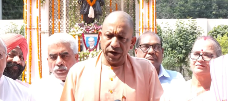 खादी के वस्त्रों पर 30 जनवरी तक 25 फीसदी छूट मुख्यमंत्री योगी खादी के वस्त्रों पर 30 जनवरी तक 25 फीसदी छूट मुख्यमंत्री योगी