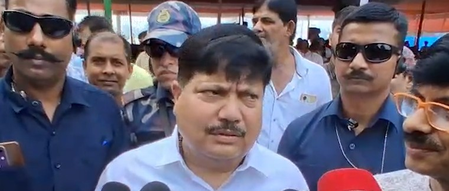 पहले कांग्रेस से दूरी बनाई, अब नजदीकी बढ़ा रही हैं ममता बनर्जी  अर्जुन सिंह