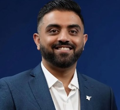 कुछ हीरो चुपचाप काम करते हैं, कैप्टन स्मित मच्छार की बहादुरी को बॉलीवुड का सलाम