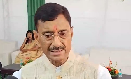 एमएमडीआर संशोधन विधेयक पर सियासत तेज, संजय सेठ बोले-देश संविधान से चलता है, जिद से नहीं