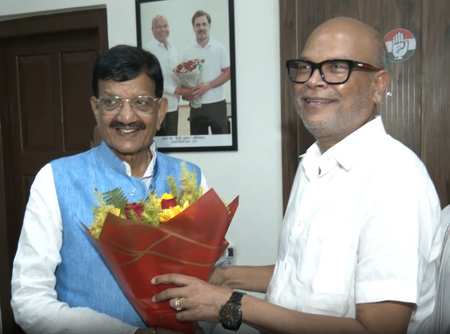 बिहार विधान परिषद चुनाव कांग्रेस ने जारी की उम्मीदवारों की सूची, डॉ. मदन मोहन झा दरभंगा शिक्षक सीट से लड़ेंगे चुनाव बिहार विधान परिषद चुनाव कांग्रेस ने जारी की उम्मीदवारों की सूची, डॉ. मदन मोहन झा दरभंगा शिक्षक सीट से लड़ेंगे चुनाव
