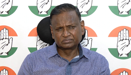 सरकार नहीं सुन रही, इसलिए लोग सड़क पर उतर रहे हैं कांग्रेस नेता उदित राज सरकार नहीं सुन रही, इसलिए लोग सड़क पर उतर रहे हैं कांग्रेस नेता उदित राज