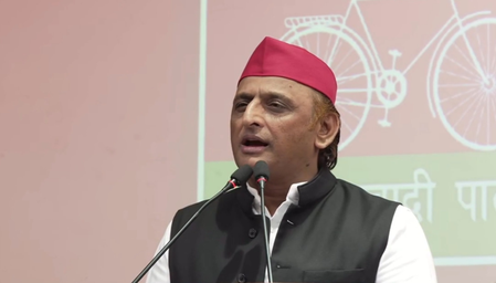 यूपी में सपा ने बदले दो एमएलसी उम्मीदवार, अखिलेश बोले-अनुभवी चेहरों के आने से जीत पक्की यूपी में सपा ने बदले दो एमएलसी उम्मीदवार, अखिलेश बोले-अनुभवी चेहरों के आने से जीत पक्की