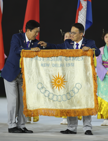 भव्य क्लोजिंग सेरेमनी के साथ हुआ एशियन गेम्स 2026 का समापन, 341 मेडल के साथ अंक तालिका में पहले स्थान पर रहा चीन