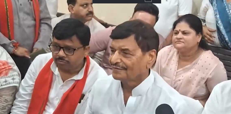इटावा 2027 में अखिलेश यादव के नेतृत्व में बनेगी सपा की सरकार, शिवपाल यादव का दावा इटावा 2027 में अखिलेश यादव के नेतृत्व में बनेगी सपा की सरकार, शिवपाल यादव का दावा
