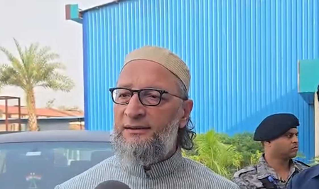 बहराइच में ओवैसी का सपा-कांग्रेस पर निशाना, बोले- मुस्लिमों की राजनीतिक हिस्सेदारी नहीं चाहते ये लोग बहराइच में ओवैसी का सपा-कांग्रेस पर निशाना, बोले- मुस्लिमों की राजनीतिक हिस्सेदारी नहीं चाहते ये लोग