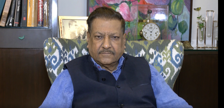 ज्ञानेश कुमार पर लगे आरोपों पर पृथ्वीराज चव्हाण बोले- दोनों आयुक्तों के 14 पत्रों को किया जाए सार्वजनिक ज्ञानेश कुमार पर लगे आरोपों पर पृथ्वीराज चव्हाण बोले- दोनों आयुक्तों के 14 पत्रों को किया जाए सार्वजनिक