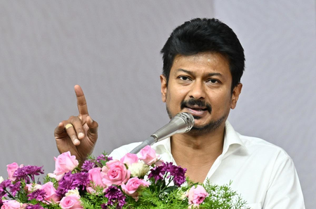 तमिलनाडु उदयनिधि स्टालिन ने की पूर्णकालिक कृषि सचिव की नियुक्ति की मांग, किसानों की समस्याओं का उठाया मुद्दा तमिलनाडु उदयनिधि स्टालिन ने की पूर्णकालिक कृषि सचिव की नियुक्ति की मांग, किसानों की समस्याओं का उठाया मुद्दा