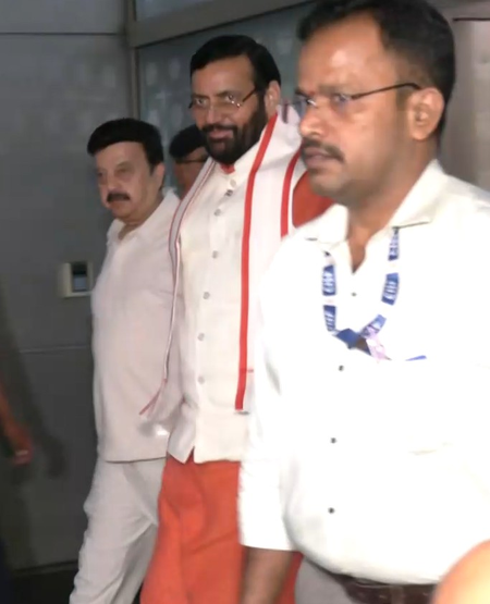 सीएम सैनी का सिंगापुर दौरा हरियाणा में 5,500 करोड़ के निवेश प्रस्तावों पर बनी सहमति सीएम सैनी का सिंगापुर दौरा हरियाणा में 5,500 करोड़ के निवेश प्रस्तावों पर बनी सहमति