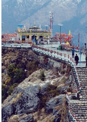 क्रोंच पर्वत पर बसा कार्तिक स्वामी मंदिर, जहां मूर्ति नहीं अस्थियों की होती है पूजा क्रोंच पर्वत पर बसा कार्तिक स्वामी मंदिर, जहां मूर्ति नहीं अस्थियों की होती है पूजा
