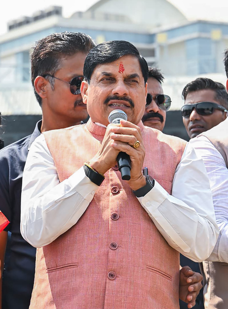 मध्य प्रदेश सरकार का स्वच्छता के अलावा रोजगार और सुविधाओं पर जोर सीएम मोहन यादव मध्य प्रदेश सरकार का स्वच्छता के अलावा रोजगार और सुविधाओं पर जोर सीएम मोहन यादव