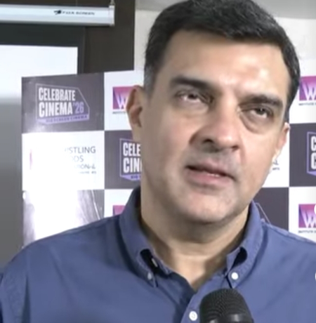 Siddharth Roy Kapur recalls being ‘astounded’ by Nana Patekar in ‘Parinda’, calls him a rare performer