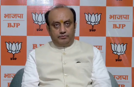 राष्ट्रपति से मुलाकात के बाद राहुल गांधी के बयान पर भड़के राज्यसभा सांसद सुधांशु त्रिवेदी, विपक्ष से पूछे सवाल राष्ट्रपति से मुलाकात के बाद राहुल गांधी के बयान पर भड़के राज्यसभा सांसद सुधांशु त्रिवेदी, विपक्ष से पूछे सवाल
