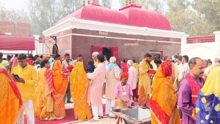 नवरात्र स्पेशल रहषु भगत के दर्शन के बिना मां थावे वाली की पूजा मानी जाती है अधूरी, राजा मनन की जिद ने कर दिया था साम्राज्य का विनाश नवरात्र स्पेशल रहषु भगत के दर्शन के बिना मां थावे वाली की पूजा मानी जाती है अधूरी, राजा मनन की जिद ने कर दिया था साम्राज्य का विनाश