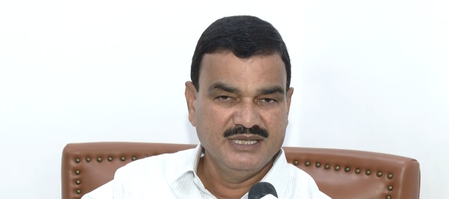 महाराष्ट्र में सूखे से किसानों की कठिनाई पर सरकार सजग, मंत्री भरणे बोले-केंद्र से जल्द मदद मिलने की उम्मीद महाराष्ट्र में सूखे से किसानों की कठिनाई पर सरकार सजग, मंत्री भरणे बोले-केंद्र से जल्द मदद मिलने की उम्मीद