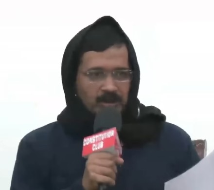 एसआईआर विवाद के बीच रिजिजू ने शेयर किया केजरीवाल का 2015 का वीडियो, उठाए सवाल एसआईआर विवाद के बीच रिजिजू ने शेयर किया केजरीवाल का 2015 का वीडियो, उठाए सवाल