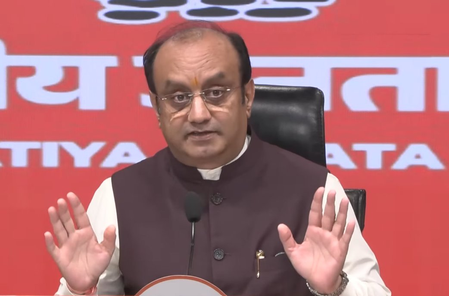 राहुल गांधी भारत को अराजकता और विभाजन की आग में झोंक रहे हैं सुधांशु त्रिवेदी राहुल गांधी भारत को अराजकता और विभाजन की आग में झोंक रहे हैं सुधांशु त्रिवेदी