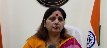 यूपी कांग्रेस कार्यालय में महिलाओं से बदसलूकी को लेकर शिकायत आई तो होगी जांच महिला आयोग यूपी कांग्रेस कार्यालय में महिलाओं से बदसलूकी को लेकर शिकायत आई तो होगी जांच महिला आयोग