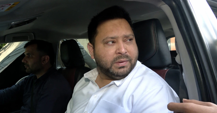 तेजस्वी यादव ने सीईसी ज्ञानेश कुमार से पद छोड़ने की मांग की, चुनाव प्रक्रिया पर उठाए सवाल तेजस्वी यादव ने सीईसी ज्ञानेश कुमार से पद छोड़ने की मांग की, चुनाव प्रक्रिया पर उठाए सवाल