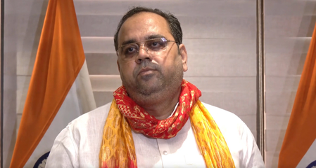 दिल्ली में दुर्गा योजना का पोर्टल लॉन्च, 1,170 महिलाओं और 130 ट्रांसजेंडर्स को मिलेंगे ई-ऑटो दिल्ली में दुर्गा योजना का पोर्टल लॉन्च, 1,170 महिलाओं और 130 ट्रांसजेंडर्स को मिलेंगे ई-ऑटो