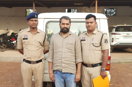 गांजा तस्करी प्रकरण में फरार मुख्य आरोपी घनश्याम गुर्जर राजस्थान से गिरफ्तार गांजा तस्करी प्रकरण में फरार मुख्य आरोपी घनश्याम गुर्जर राजस्थान से गिरफ्तार
