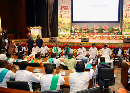 कर्नाटक के गन्ना किसानों के मुद्दों के समाधान के लिए केंद्र समिति बनाएगा प्रल्हाद जोशी