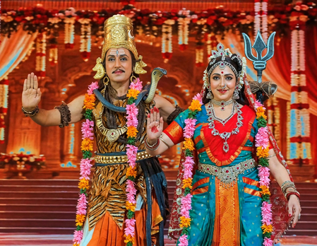 हेमा मालिनी ने नवरात्र के पहले दिन पेश किया डांस बैले दुर्गा, पार्वती माता के रूप में दिखीं एक्ट्रेस