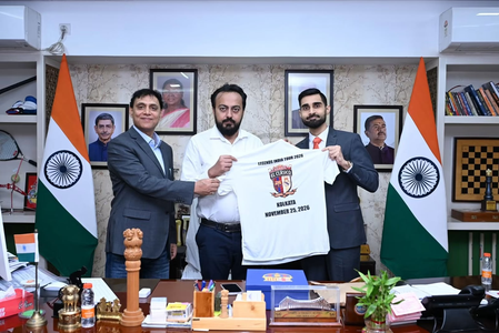 कोलकाता रियल मैड्रिड और बार्सिलोना के लीजेंड्स के बीच होगा मुकाबला कोलकाता रियल मैड्रिड और बार्सिलोना के लीजेंड्स के बीच होगा मुकाबला