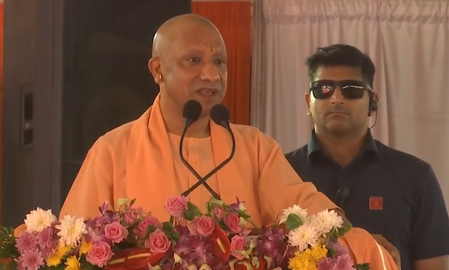 उत्तर प्रदेश में दंगा करने वालों को बाप-दादाओं की कमाई से भी धोना पड़ेगा हाथ  सीएम योगी