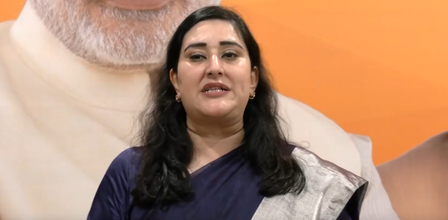 भाजपा महिला कार्यकर्ताओं से हाथापाई पर भड़कीं बांसुरी स्वराज, कांग्रेस पर लगाए गंभीर आरोप भाजपा महिला कार्यकर्ताओं से हाथापाई पर भड़कीं बांसुरी स्वराज, कांग्रेस पर लगाए गंभीर आरोप