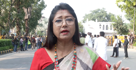 सुप्रीम कोर्ट जाना हमारी अंतिम गुहार, लोकतंत्र बचाने की लड़ाई जारी महुआ माजी सुप्रीम कोर्ट जाना हमारी अंतिम गुहार, लोकतंत्र बचाने की लड़ाई जारी महुआ माजी