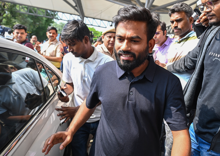 16 अक्टूबर को कनॉट प्लेस में तिरंगा प्रदर्शन करेंगे अभिजीत दिपके, लोगों से जुटने की अपील 16 अक्टूबर को कनॉट प्लेस में तिरंगा प्रदर्शन करेंगे अभिजीत दिपके, लोगों से जुटने की अपील