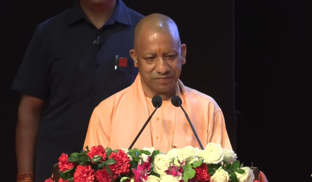 रामनाथ कोविंद की आत्मकथा नई पीढ़ी के लिए प्रेरणास्रोत, उन्होंने अभावों को कभी ढाल नहीं बनाया  सीएम योगी