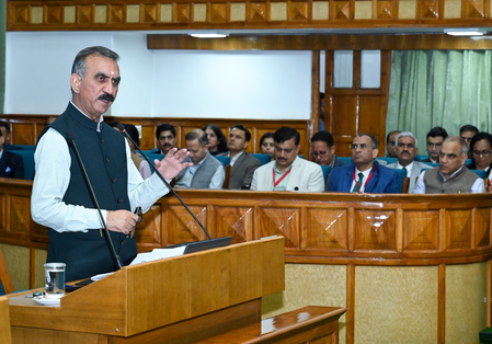 हिमाचल प्रदेश के मुख्यमंत्री ने कुंजम दर्रे के निर्माण का आश्वासन दिया हिमाचल प्रदेश के मुख्यमंत्री ने कुंजम दर्रे के निर्माण का आश्वासन दिया