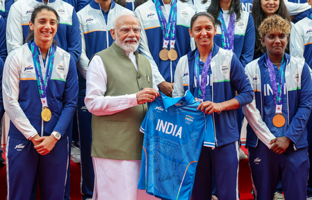 महिलाओं के जीते 38 पदक नए भारत की तस्वीर, पीएम मोदी ने देश की बेटियों की सफलता को सराहा महिलाओं के जीते 38 पदक नए भारत की तस्वीर, पीएम मोदी ने देश की बेटियों की सफलता को सराहा