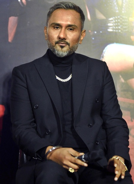 हनी सिंह को महाराष्ट्र साइबर ने पूछताछ के लिए बुलाया, 22 अक्टूबर तक समय देने से किया इनकार हनी सिंह को महाराष्ट्र साइबर ने पूछताछ के लिए बुलाया, 22 अक्टूबर तक समय देने से किया इनकार
