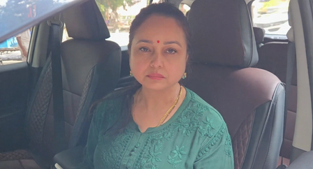 पटना पहुंचकर भावुक हुईं रोहिणी आचार्य, बोलीं- पापा-मम्मी के पास आई हूं पटना पहुंचकर भावुक हुईं रोहिणी आचार्य, बोलीं- पापा-मम्मी के पास आई हूं