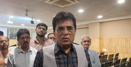 किरीट सोमैया का कांग्रेस को चुनौती, पूछा-कितने बांग्लादेशी वोटर कटे, लिस्ट दिखाओ किरीट सोमैया का कांग्रेस को चुनौती, पूछा-कितने बांग्लादेशी वोटर कटे, लिस्ट दिखाओ