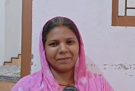 उन्नाव में पीएम आवास योजना से बदली गरीब परिवारों की जिंदगी, लाभार्थियों ने जताया आभार उन्नाव में पीएम आवास योजना से बदली गरीब परिवारों की जिंदगी, लाभार्थियों ने जताया आभार