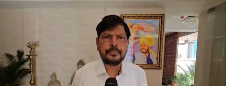 टाइगर श्रॉफ पर फायरिंग मामला रामदास आठवले बोले- मुंबई में लोगों पर हमले होना ठीक नहीं