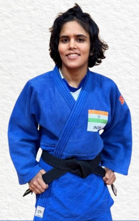 एशियन पैरा गेम्स महिलाओं के जे2 जूडो इवेंट में कोकिला ने जीता सिल्वर मेडल एशियन पैरा गेम्स महिलाओं के जे2 जूडो इवेंट में कोकिला ने जीता सिल्वर मेडल
