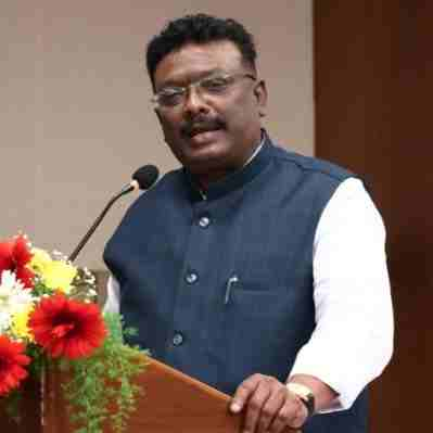 सूखा और अल नीनो प्रबंधन पर बीआरएस का सरकार पर हमला, एमएलसी श्रवण दासोजू ने सीएम रेवंत रेड्डी से मांगा श्वेत पत्र सूखा और अल नीनो प्रबंधन पर बीआरएस का सरकार पर हमला, एमएलसी श्रवण दासोजू ने सीएम रेवंत रेड्डी से मांगा श्वेत पत्र